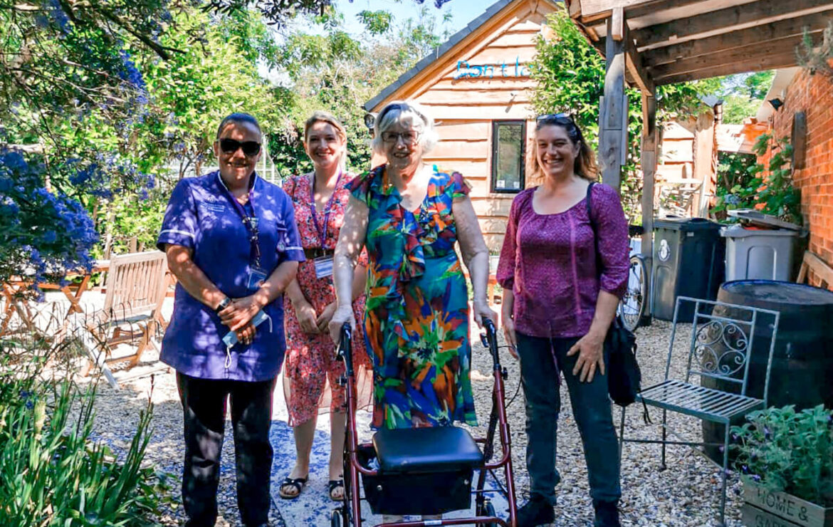 Garden visit in the Sunshine boosts Mental Well-being of Wright Care at Home Customer…